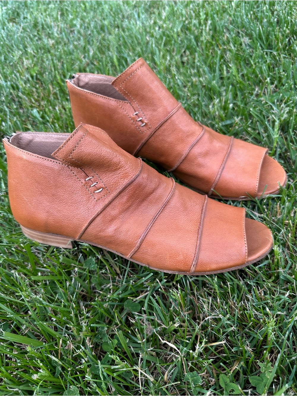 Ron White Tan Leather Open-Toe Booties 39